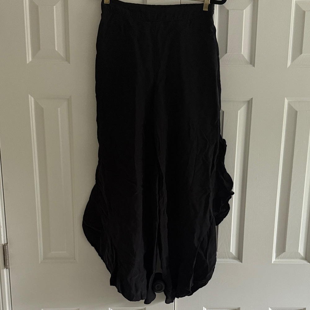 Wide leg ruffle side slit pants